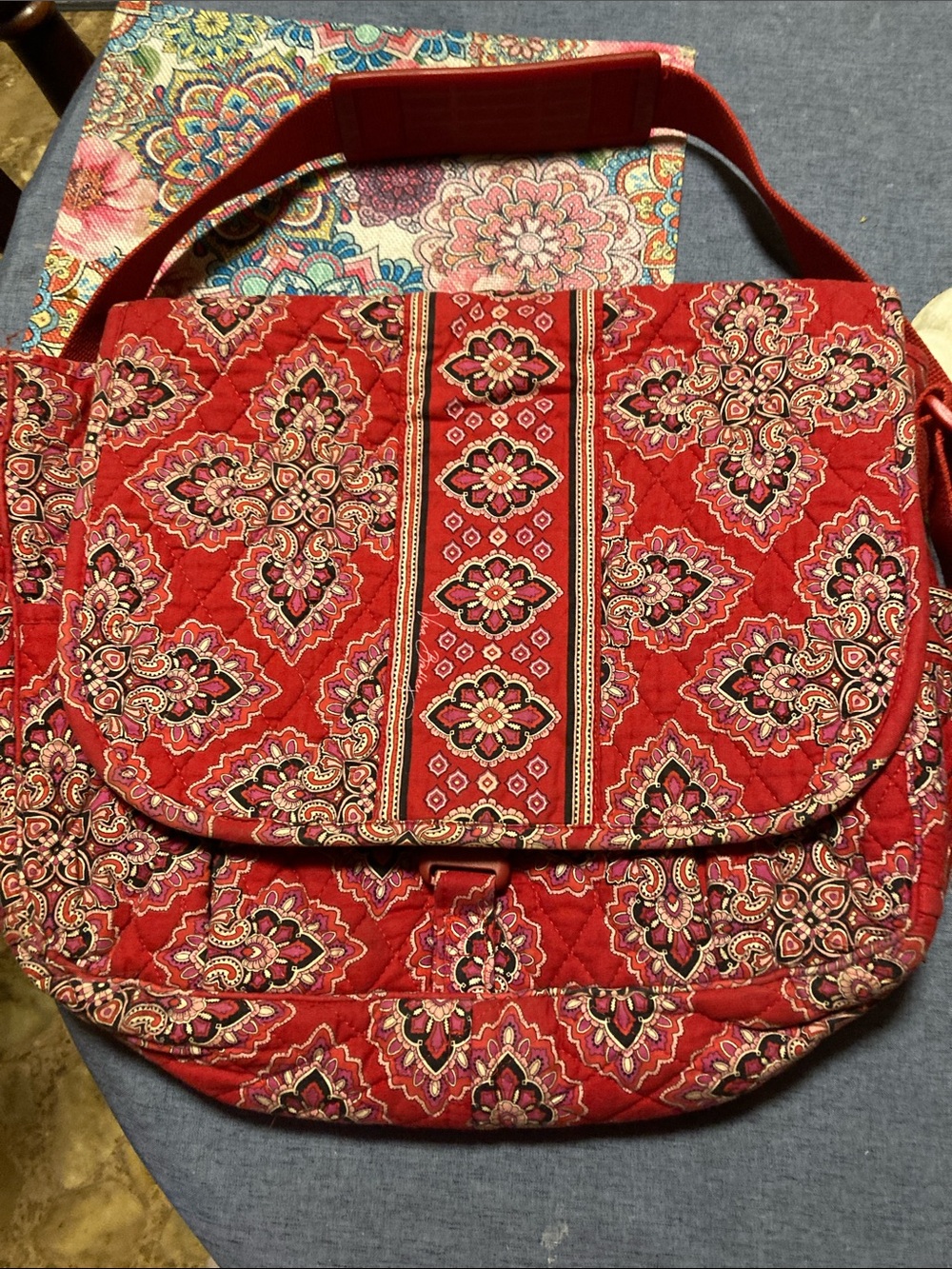 Vera Bradley RETIRED frankly scarlet messenger bag